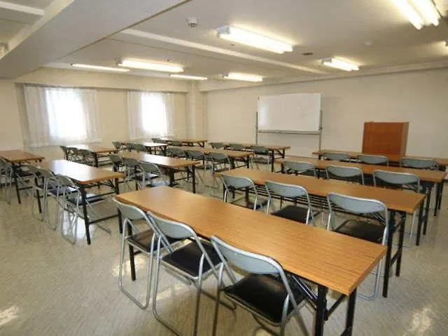 Hashimoto Park Hotel Sagamihara 2*,